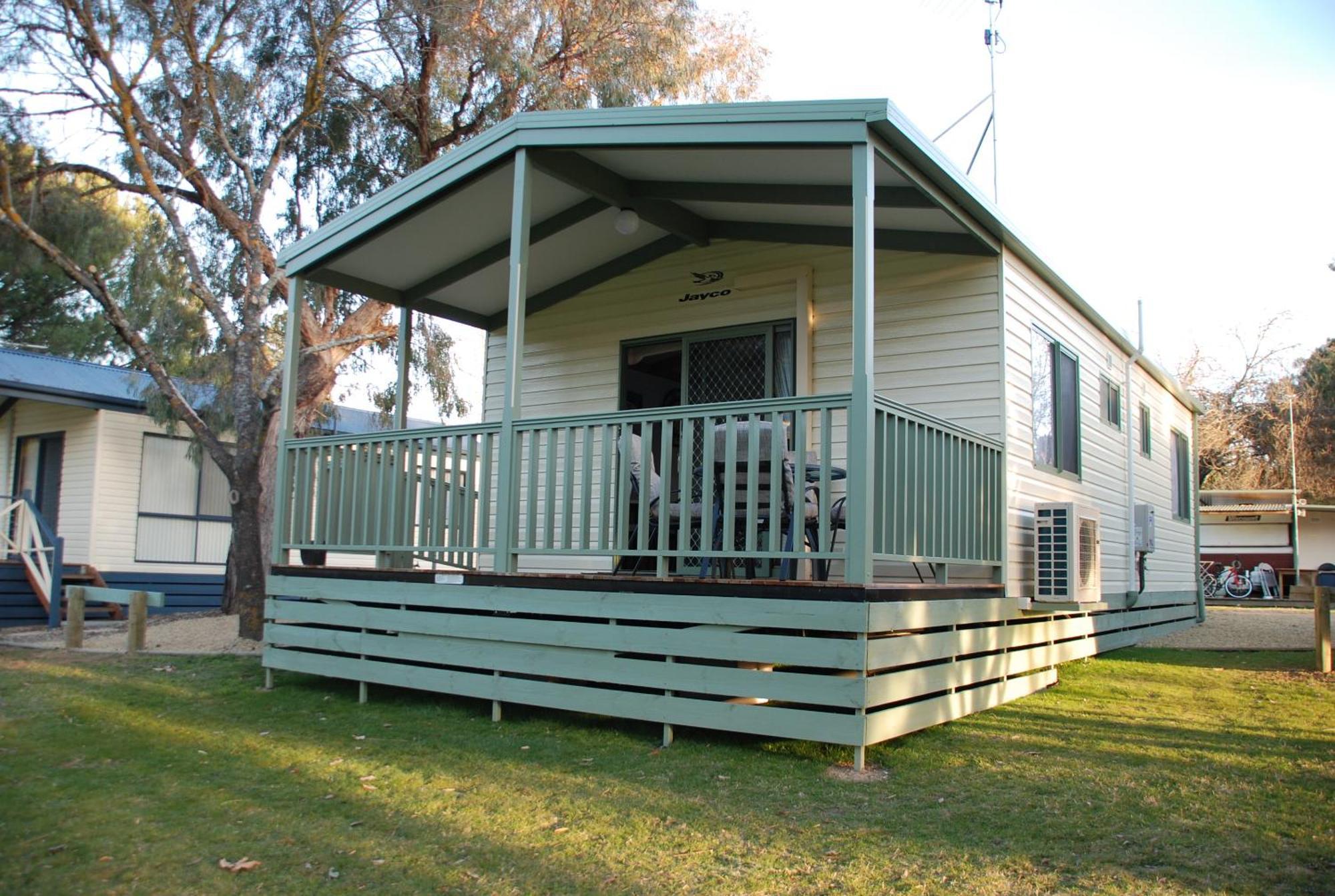 Beechworth Lake Sambell Caravan Park Dış mekan fotoğraf